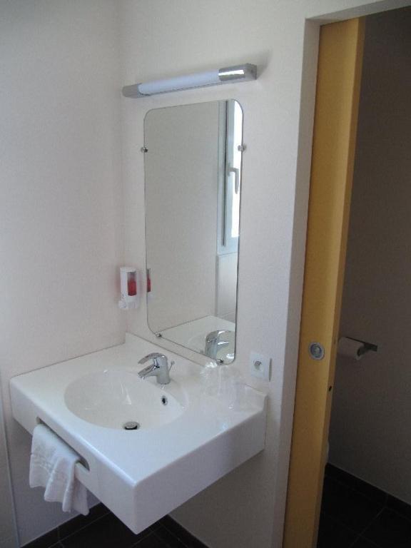 Hotel Cantal Cottages Saint-Georges  部屋 写真